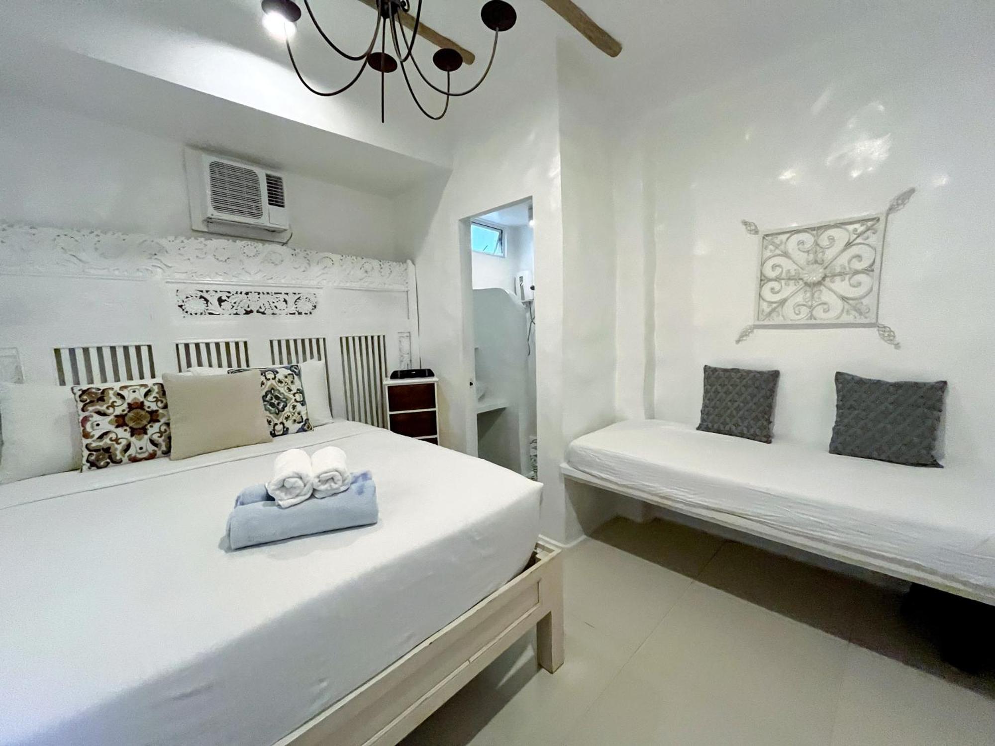 Lugar Bonito Hotel Balabag  Ngoại thất bức ảnh