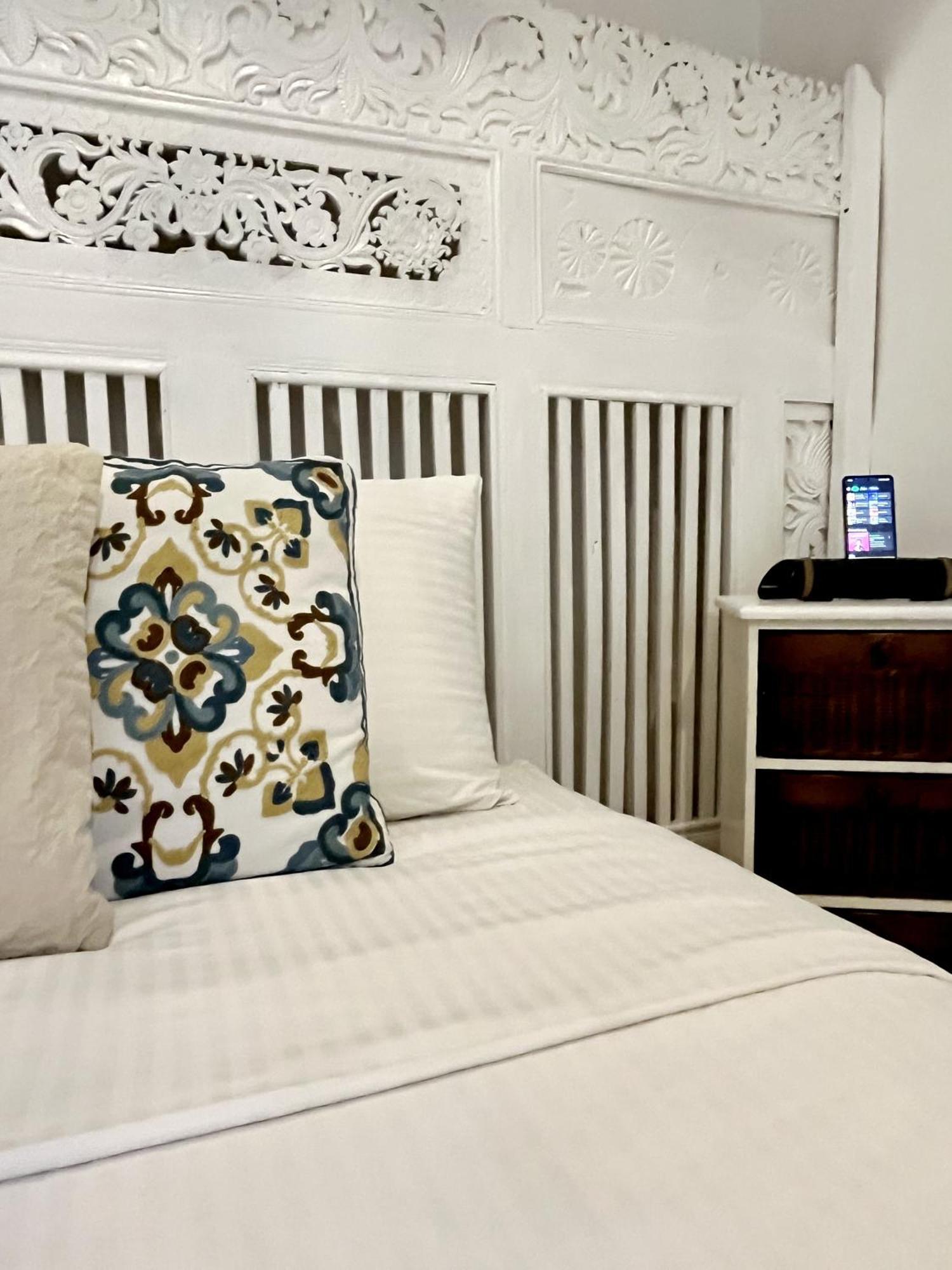 Lugar Bonito Hotel Balabag  Ngoại thất bức ảnh